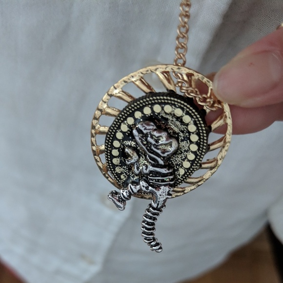 T-rex Dinosaur Necklaces - Picture 3 of 3